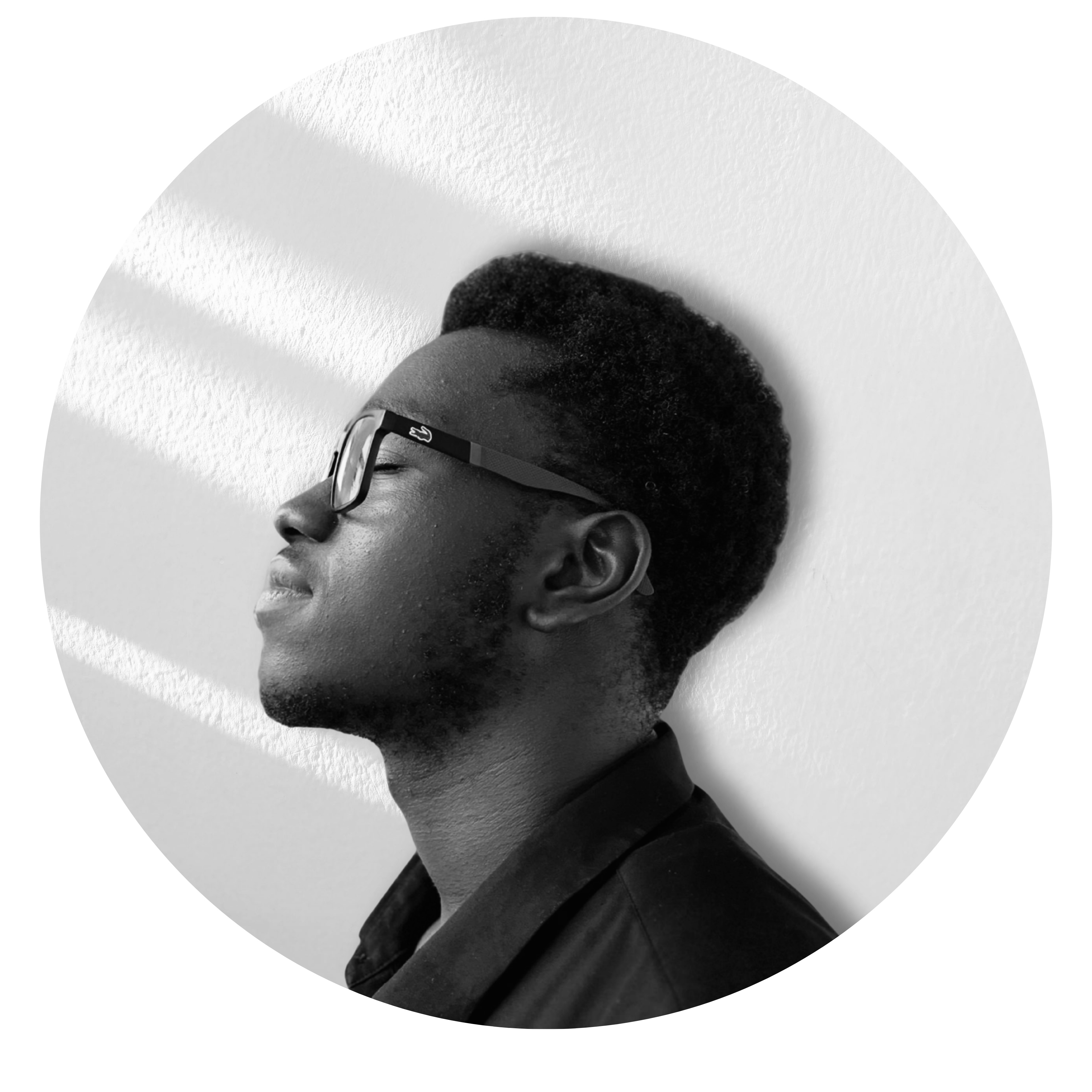 greyscale_image_of_prince
